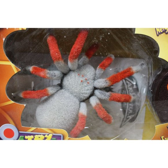 Tarantula Radio Controlled Moving Spider - NEW! - Picture 2 of 4